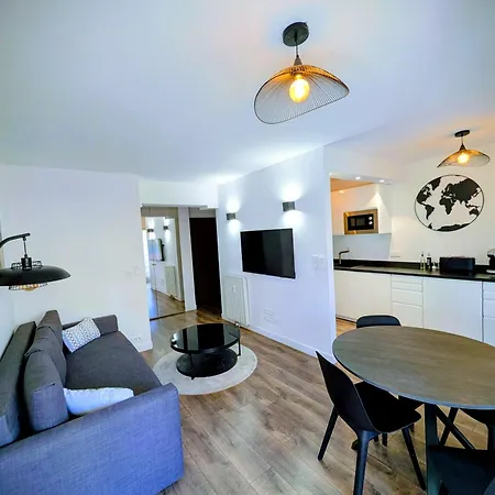 Apartmán 2 Pieces Lumineux, Proche Plage, Parking, Clim, Hippodrome Cagnes-sur-Mer